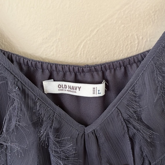 Old Navy sheer straps tank top size large gray raw hem ruffle in the front - Picture 4 of 12